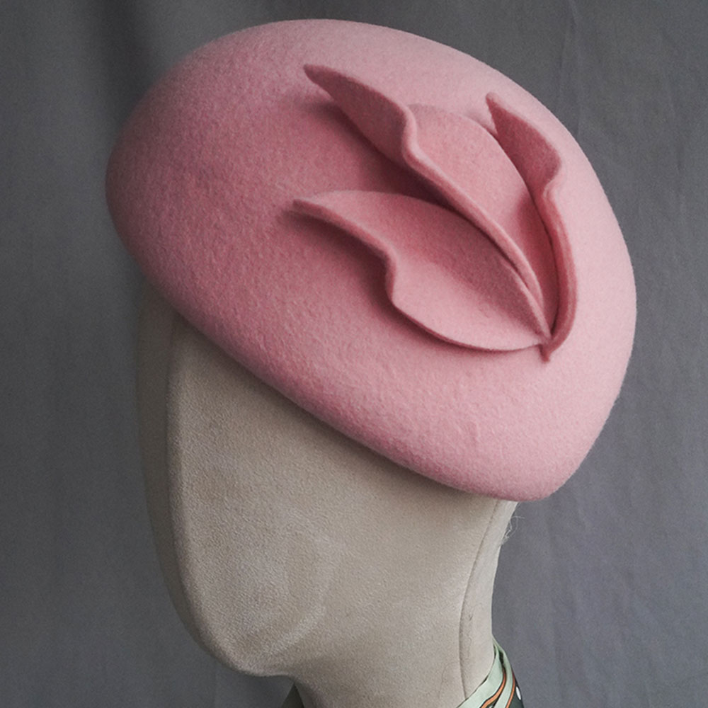 Beret French Wool - 日焼け止めの女性のためのシックなウールのフェルトの帽子,花付きの帽子,フランススタイル,フェドーエーターハット,バンタム,カジュアル,カクテル用