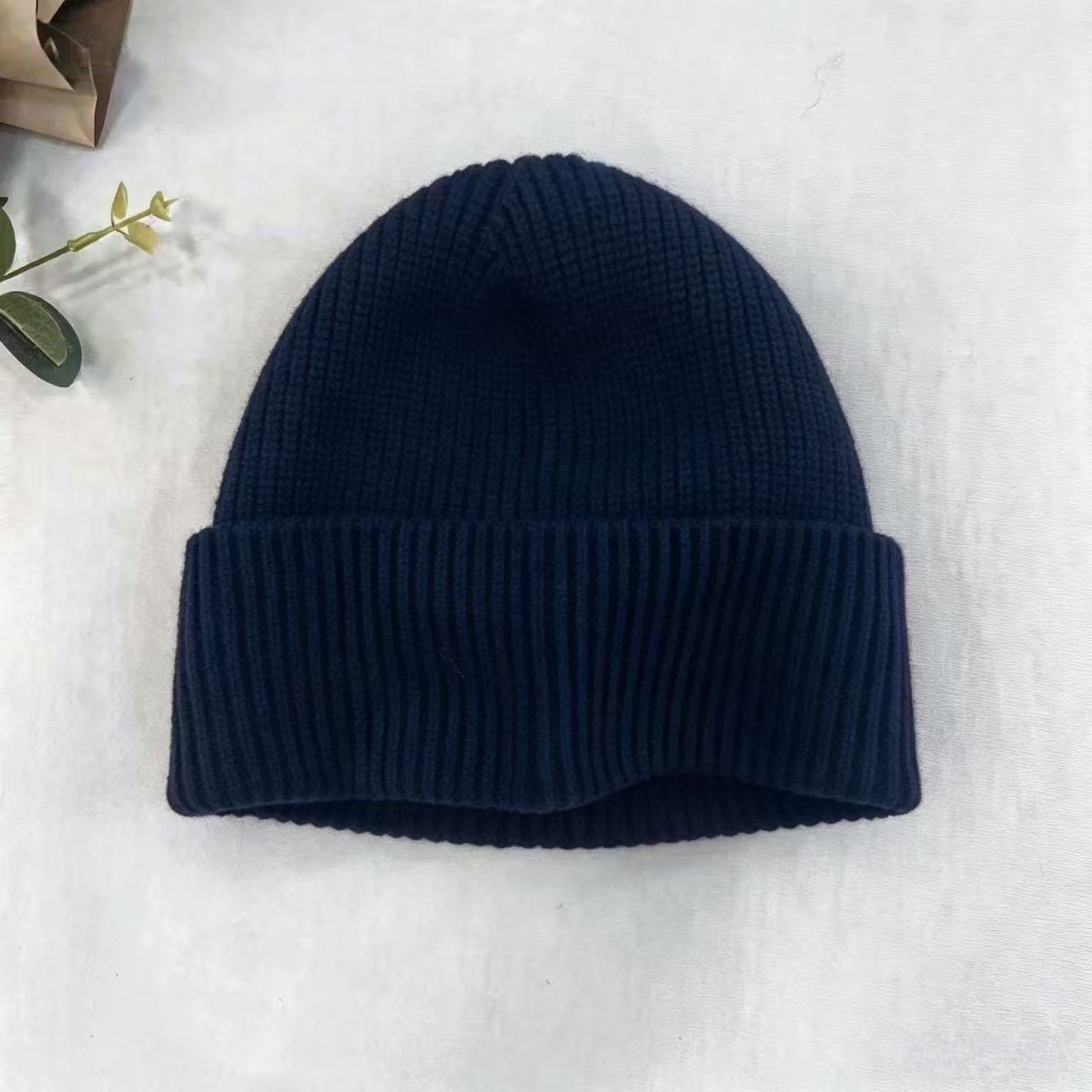 ネイビーブルーのリブ編みニットサーマルビーニーハット - ユ - Beanie Cuffed Knit のレビューと価格
