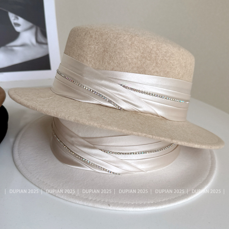 高級ブティックの本格プリーツサテンリボンラインストーントップ - Fedora Hat Wool のレビューと価格